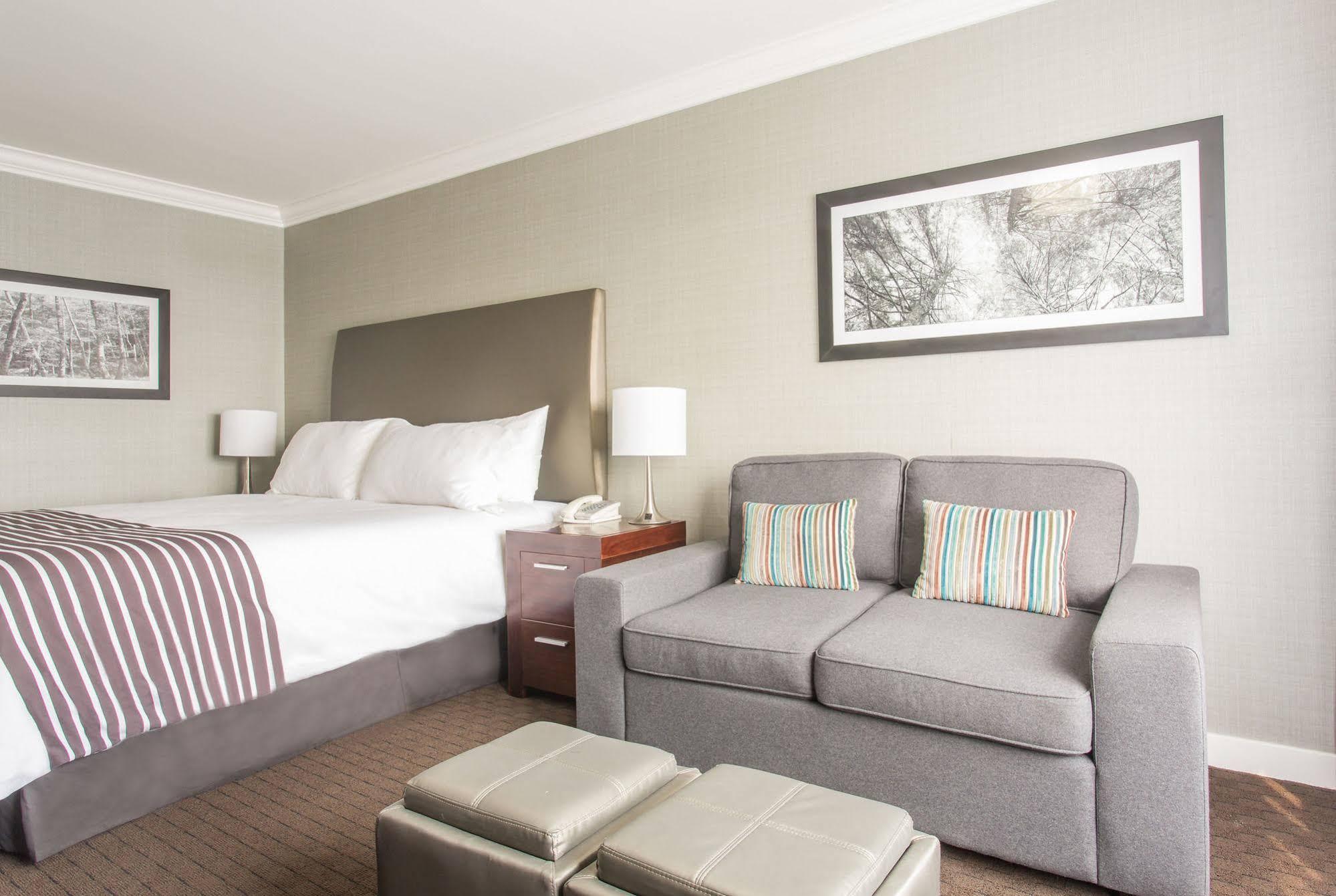 Sandman Hotel Red Deer Buitenkant foto