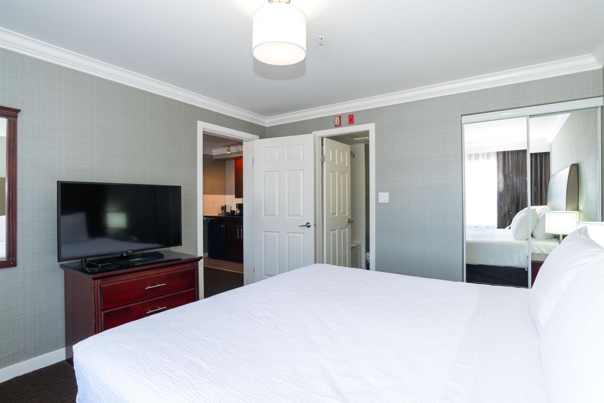Sandman Hotel Red Deer Buitenkant foto