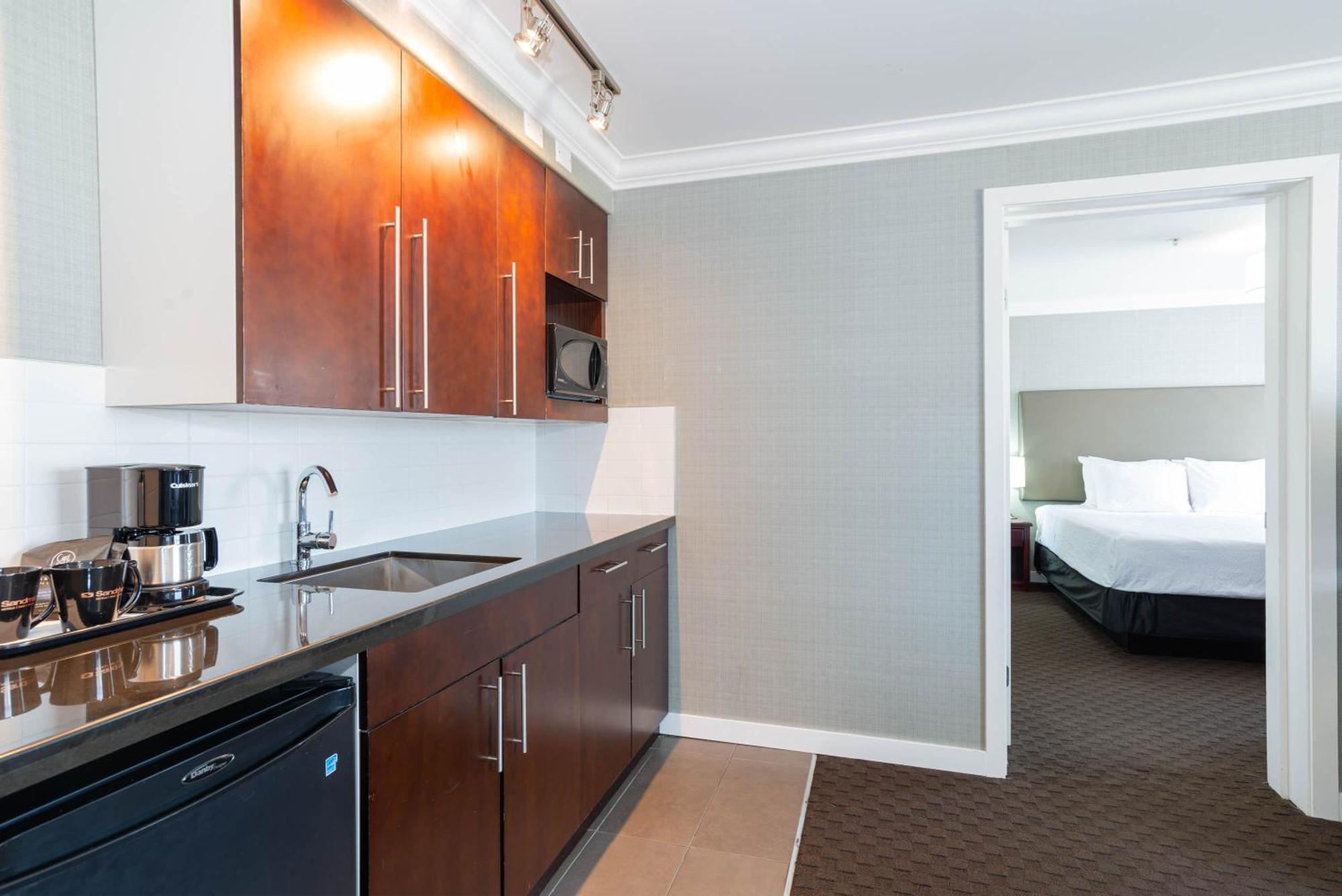 Sandman Hotel Red Deer Buitenkant foto