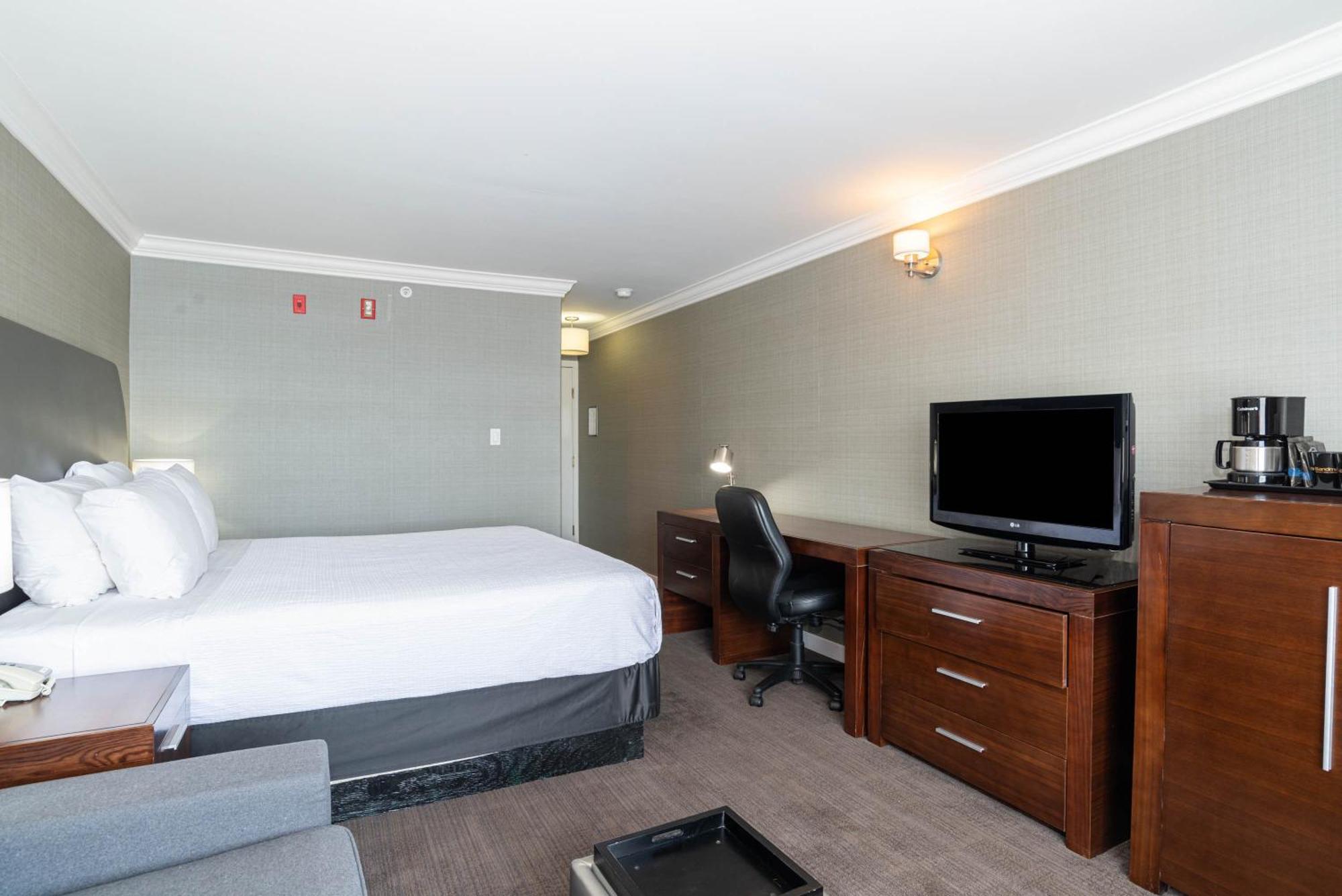 Sandman Hotel Red Deer Buitenkant foto