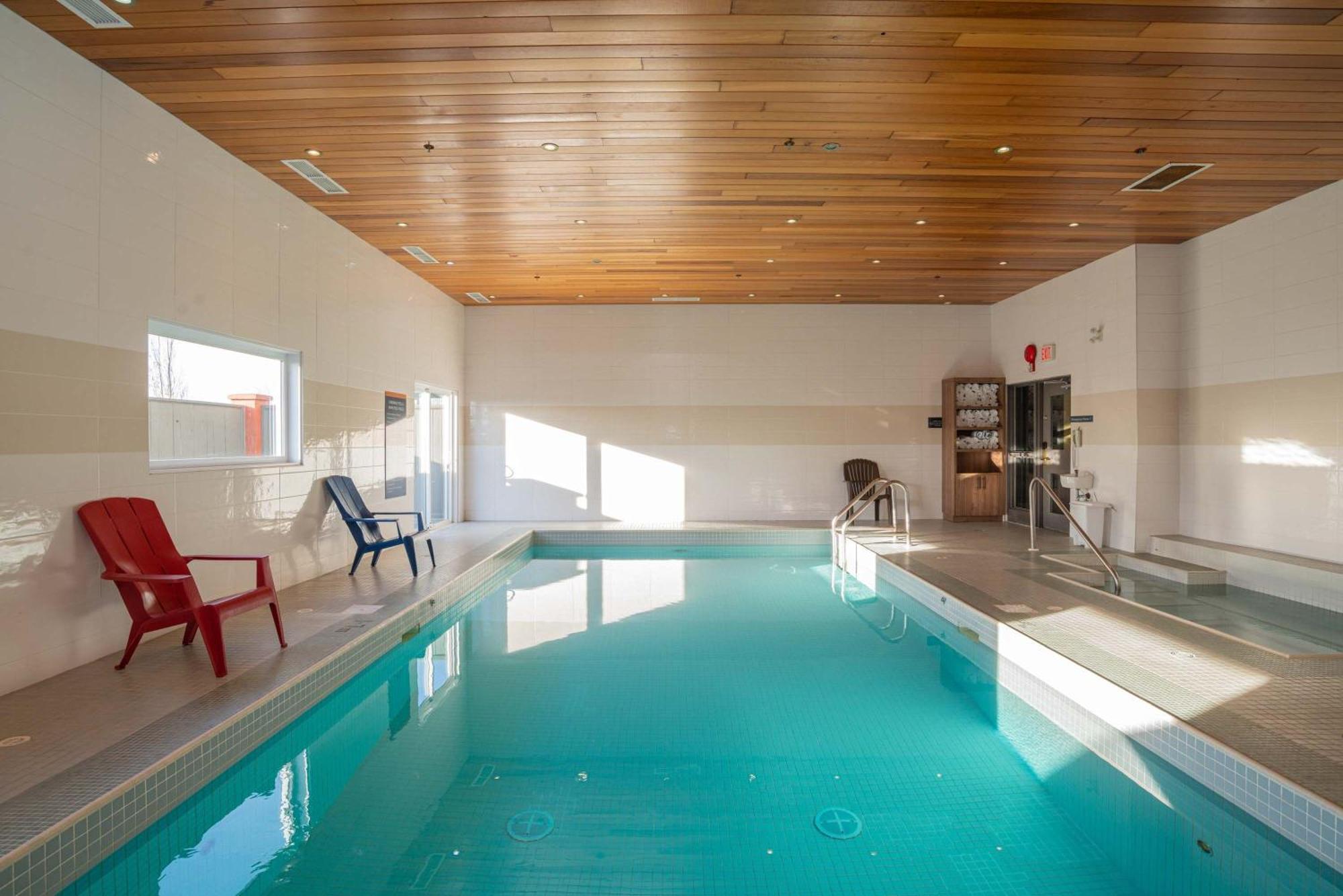 Sandman Hotel Red Deer Buitenkant foto